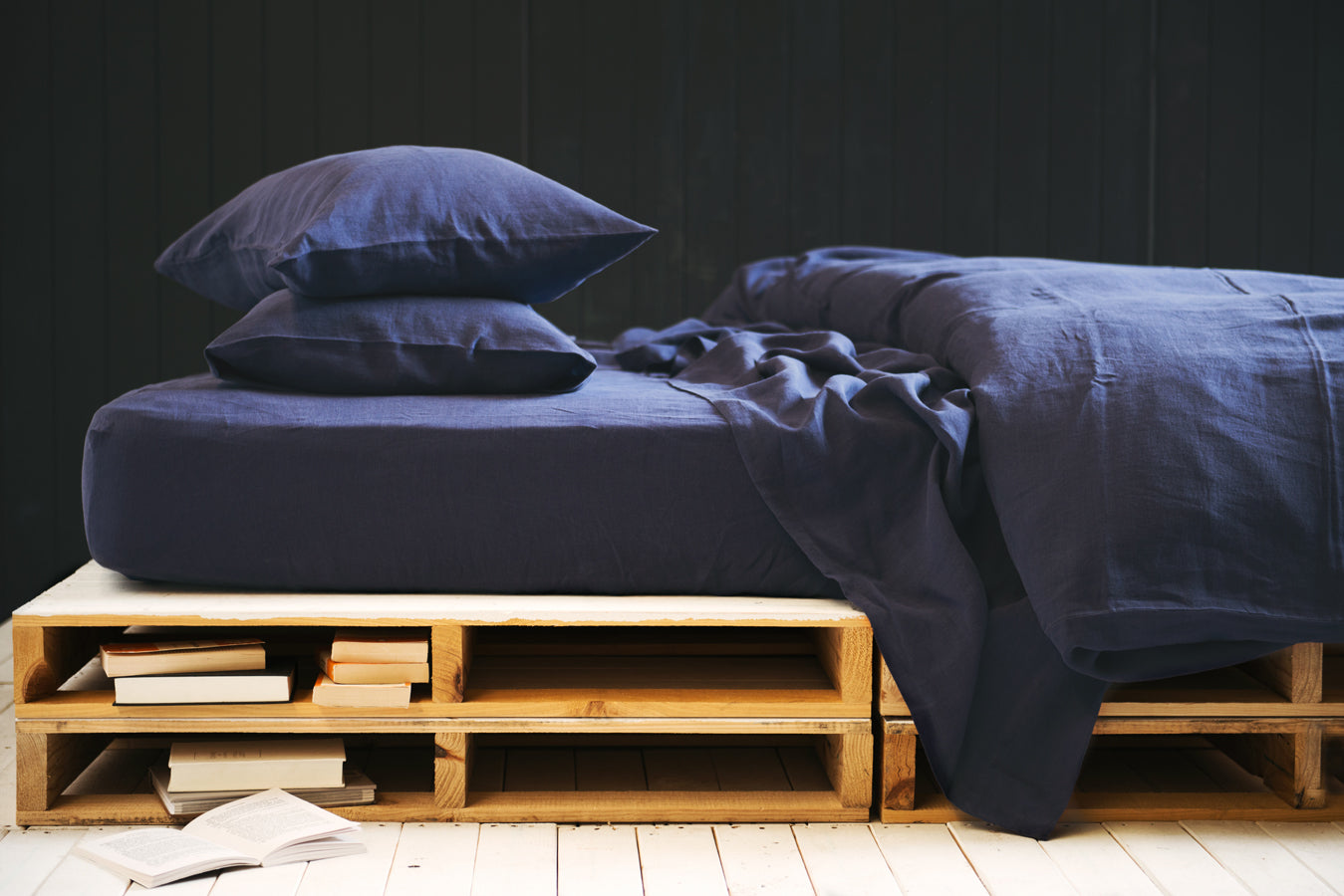 Flat Sheets in Navy