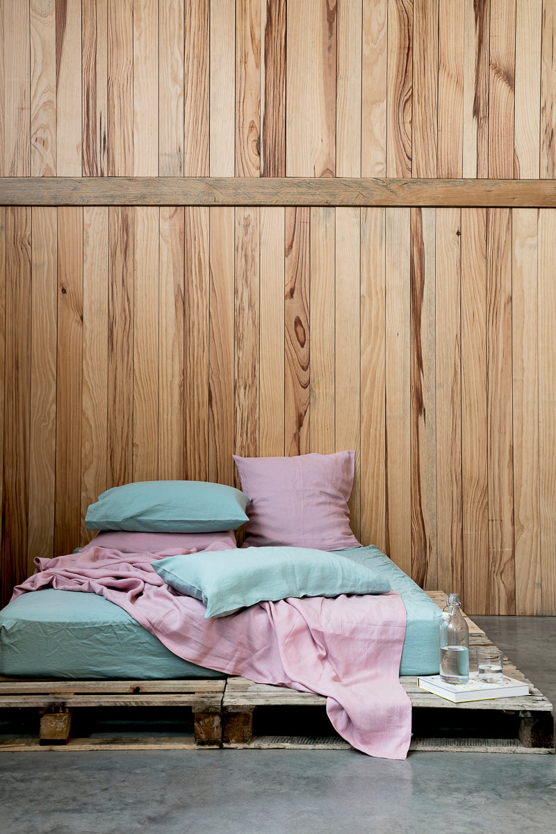 Flat Sheets in Old Pink